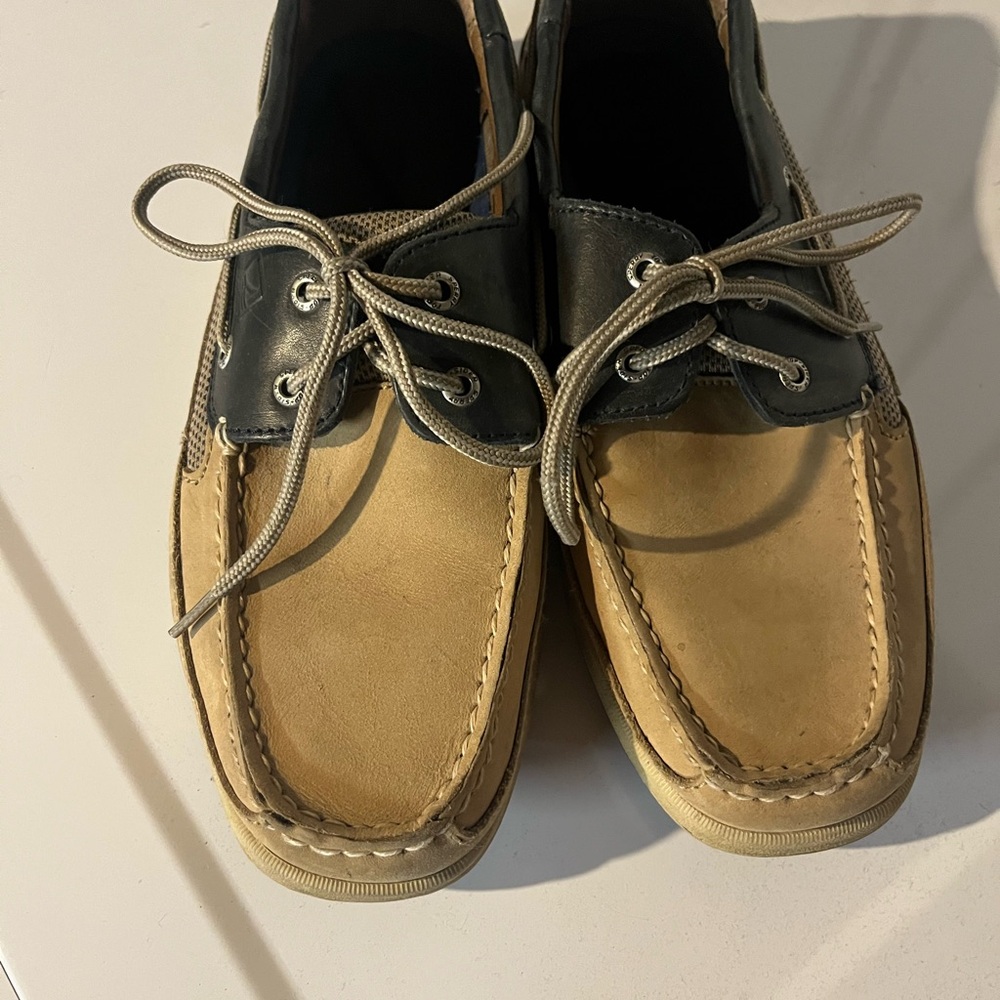 Men's Two-Tone Leather Boat Shoes